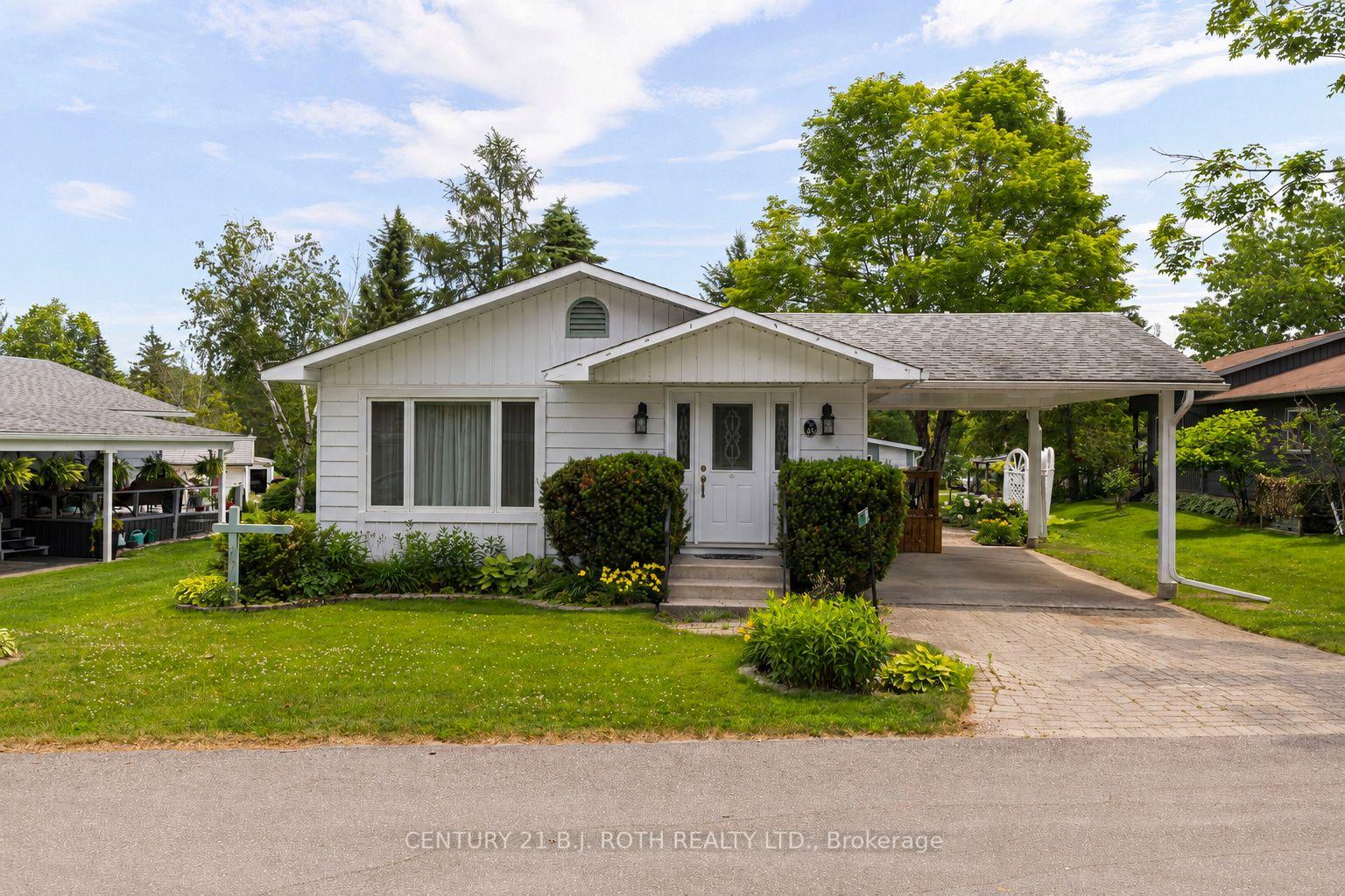 19 Maple Crescent, Oro-Medonte, ON, exterior