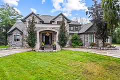 5026 No 2 Side Road, Burlington, ON, exterior