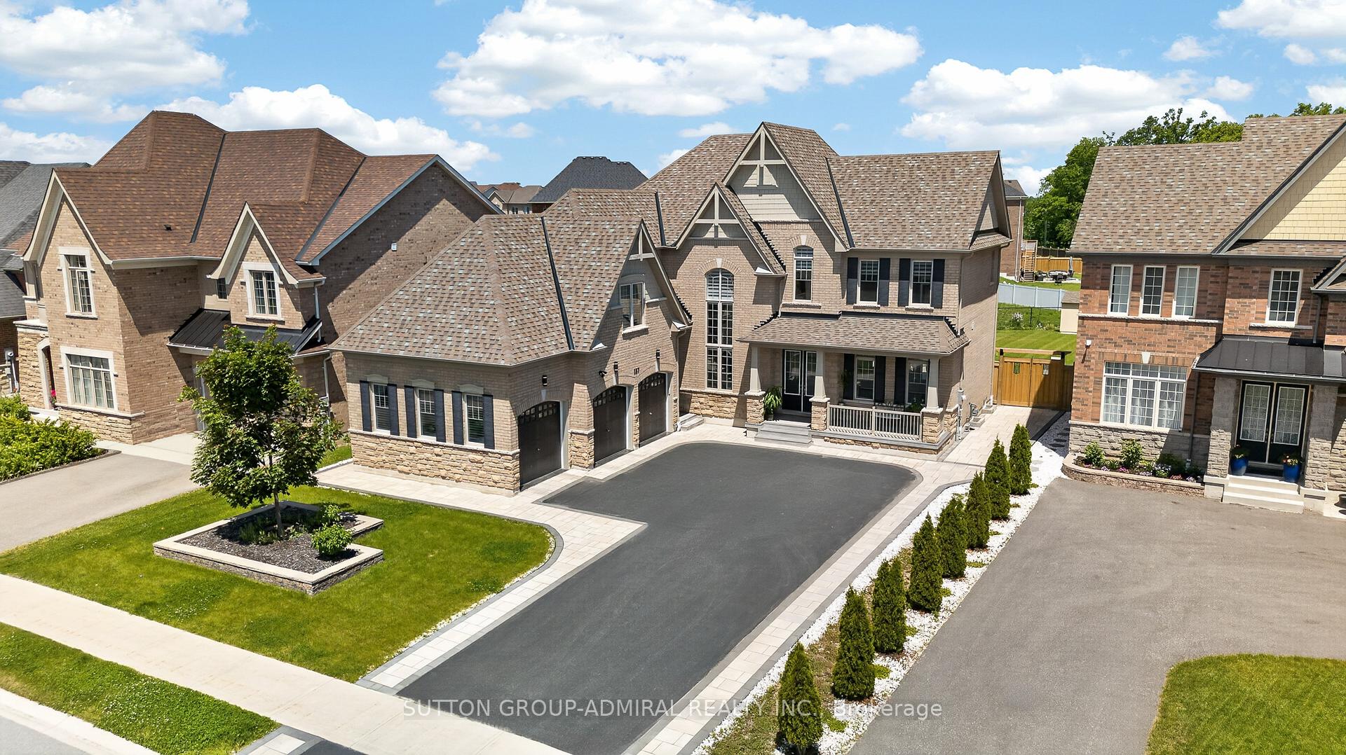 187 Trail Boulevard, Springwater, ON, exterior
