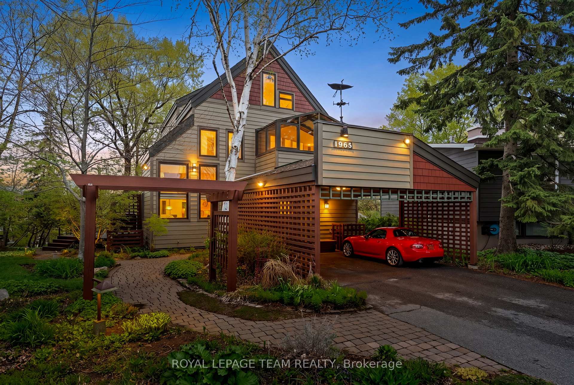 1965 Bromley Road, Carlingwood - Westboro and Area, ON, exterior