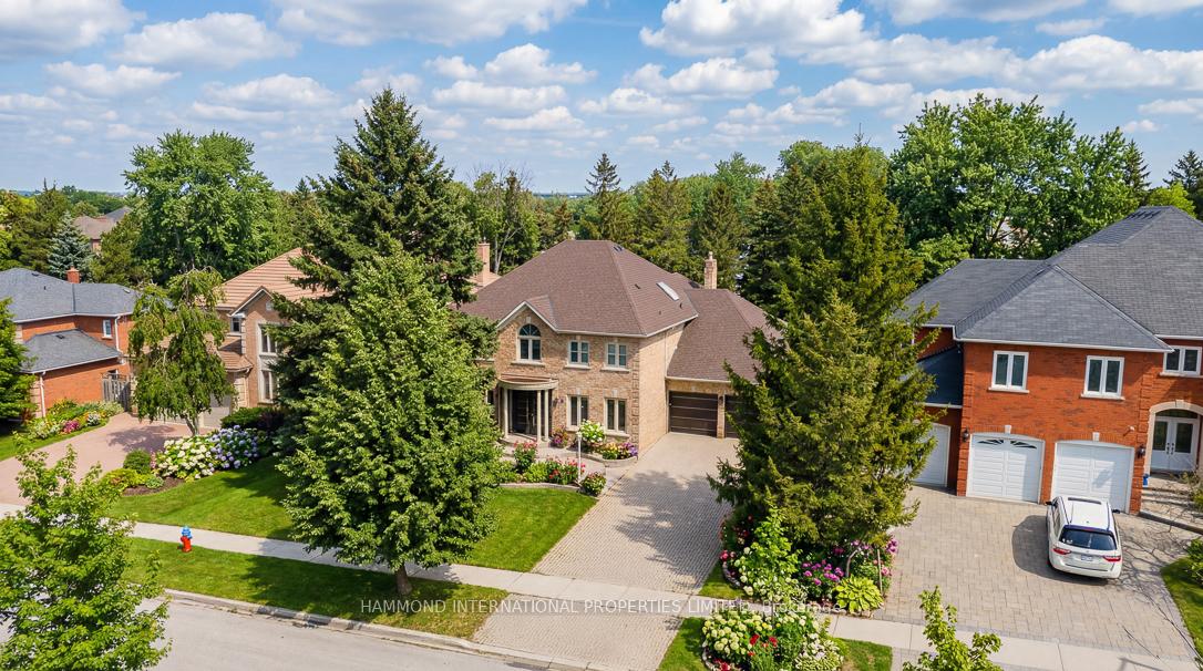 31 Vesta Drive, Richmond Hill, ON, exterior