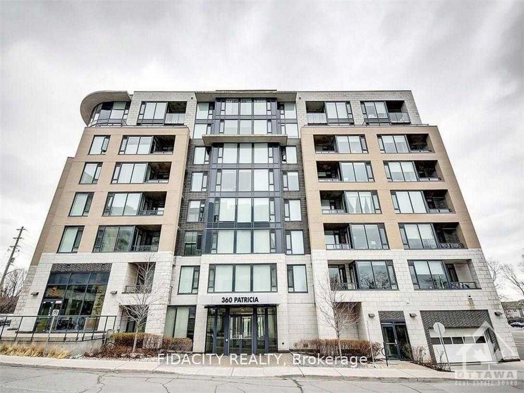 102 - 360 PATRICIA Street, Westboro - Hampton Park, ON, exterior