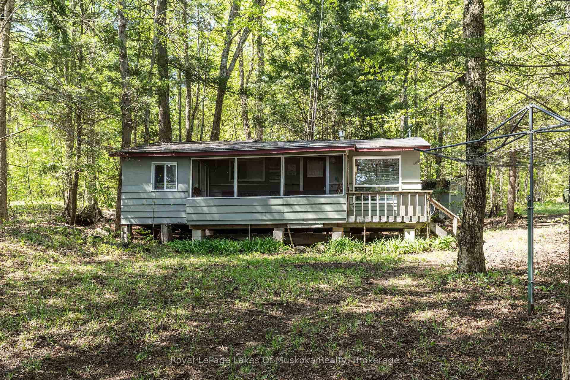 1082 Lakeshore Drive S, Bracebridge, ON, exterior