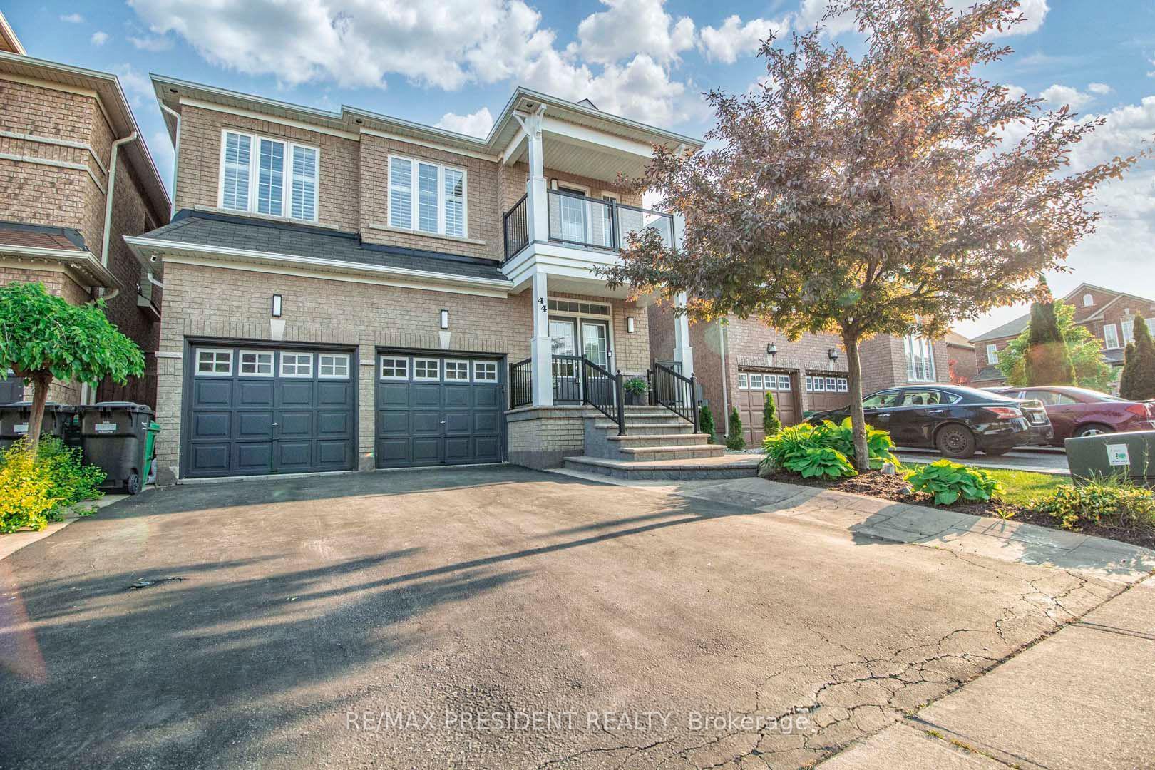44 Robitaille Drive, Brampton, ON, exterior