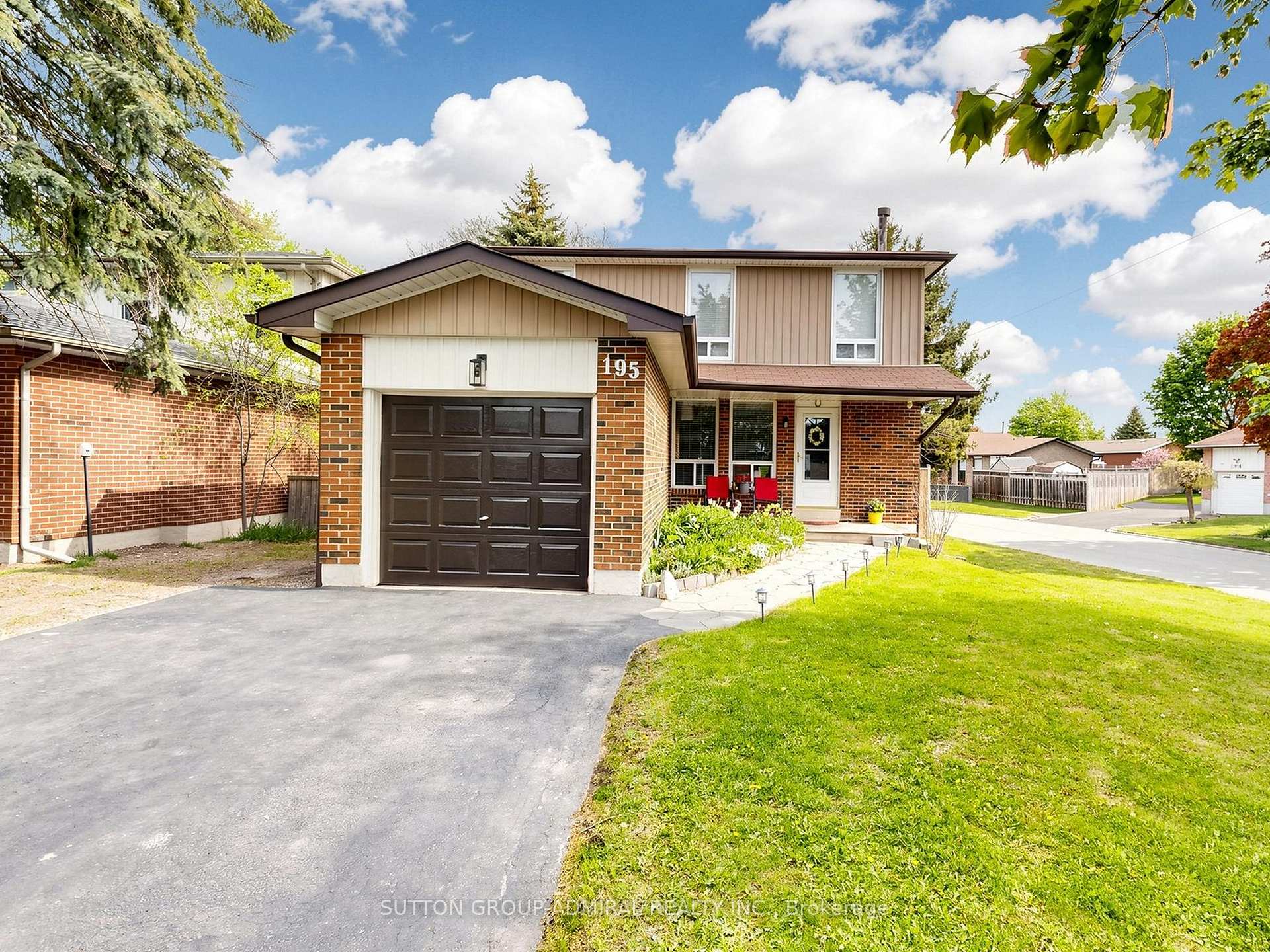 195 Ridge Road, Caledon, ON, exterior