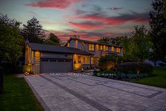 1421 Watersedge Road, Mississauga, ON, exterior