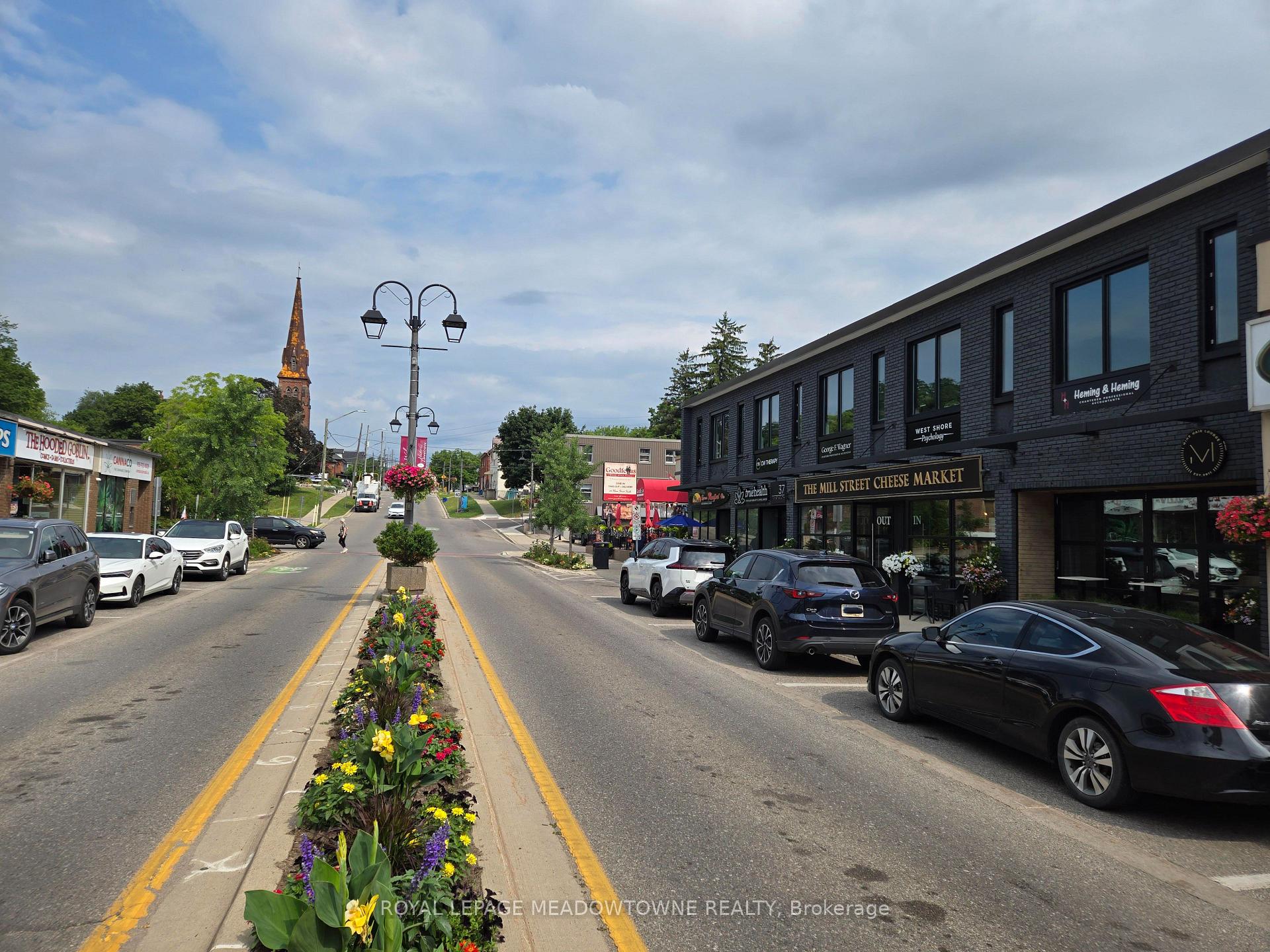 Suite E - 37 Main Street S, Halton Hills, ON, exterior