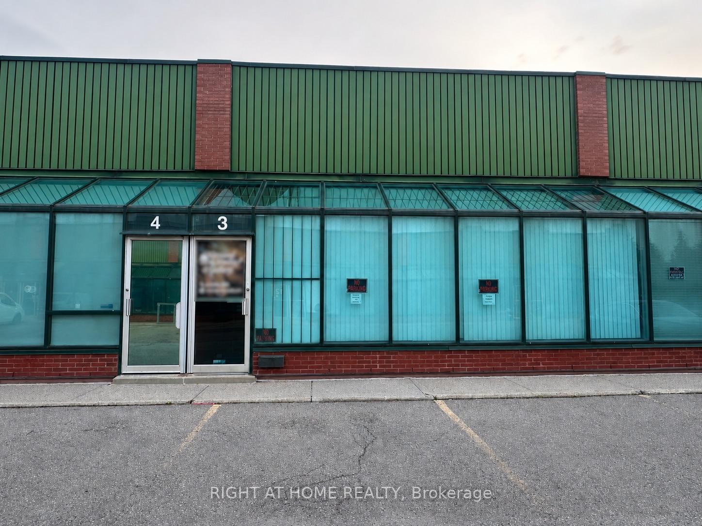 3 - 85 West Wilmot Street, Richmond Hill, ON, exterior