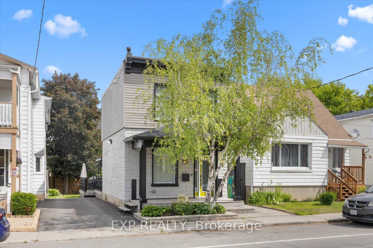 185 Deschamps Avenue, Vanier and Kingsview Park, ON, exterior