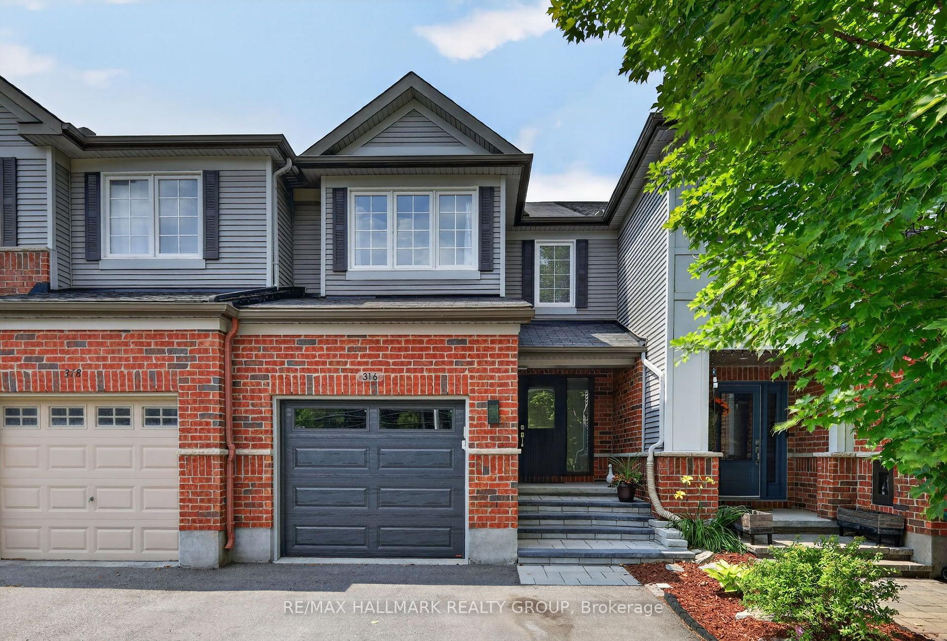 316 Aldworth Private, Stittsville - Munster - Richmond, ON, exterior