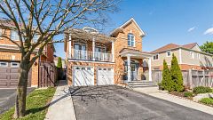 193 Queen Mary Drive, Brampton, ON, exterior