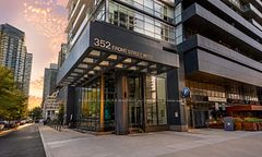 1815 - 352 Front Street W, Toronto C01, ON, exterior