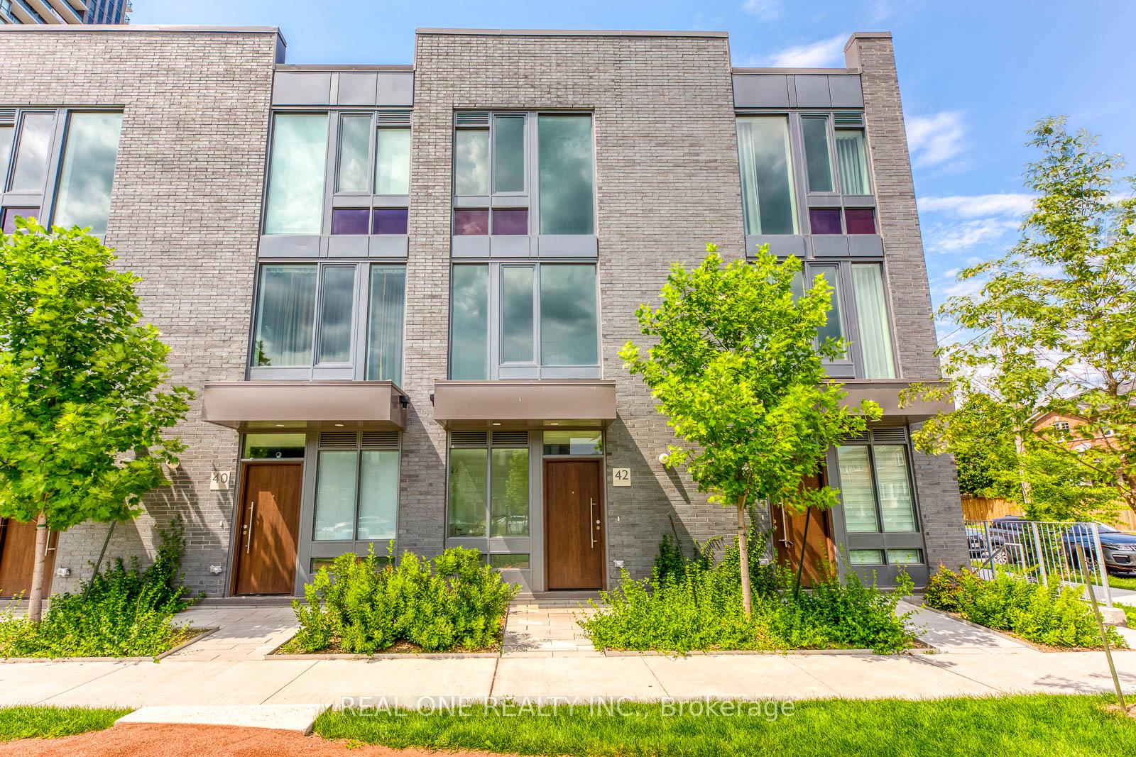 42 Sonic Way, Toronto C11, ON, exterior
