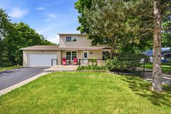 115 William Roe Boulevard, Newmarket, ON, exterior