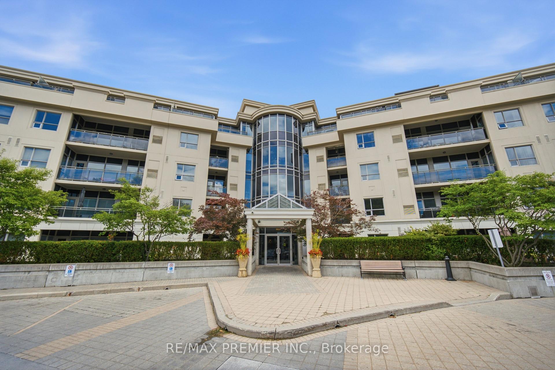 217 - 8201 Islington Avenue, Vaughan, ON, exterior