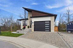 31 CREEK SIDE Place, Lambton Shores, ON, exterior