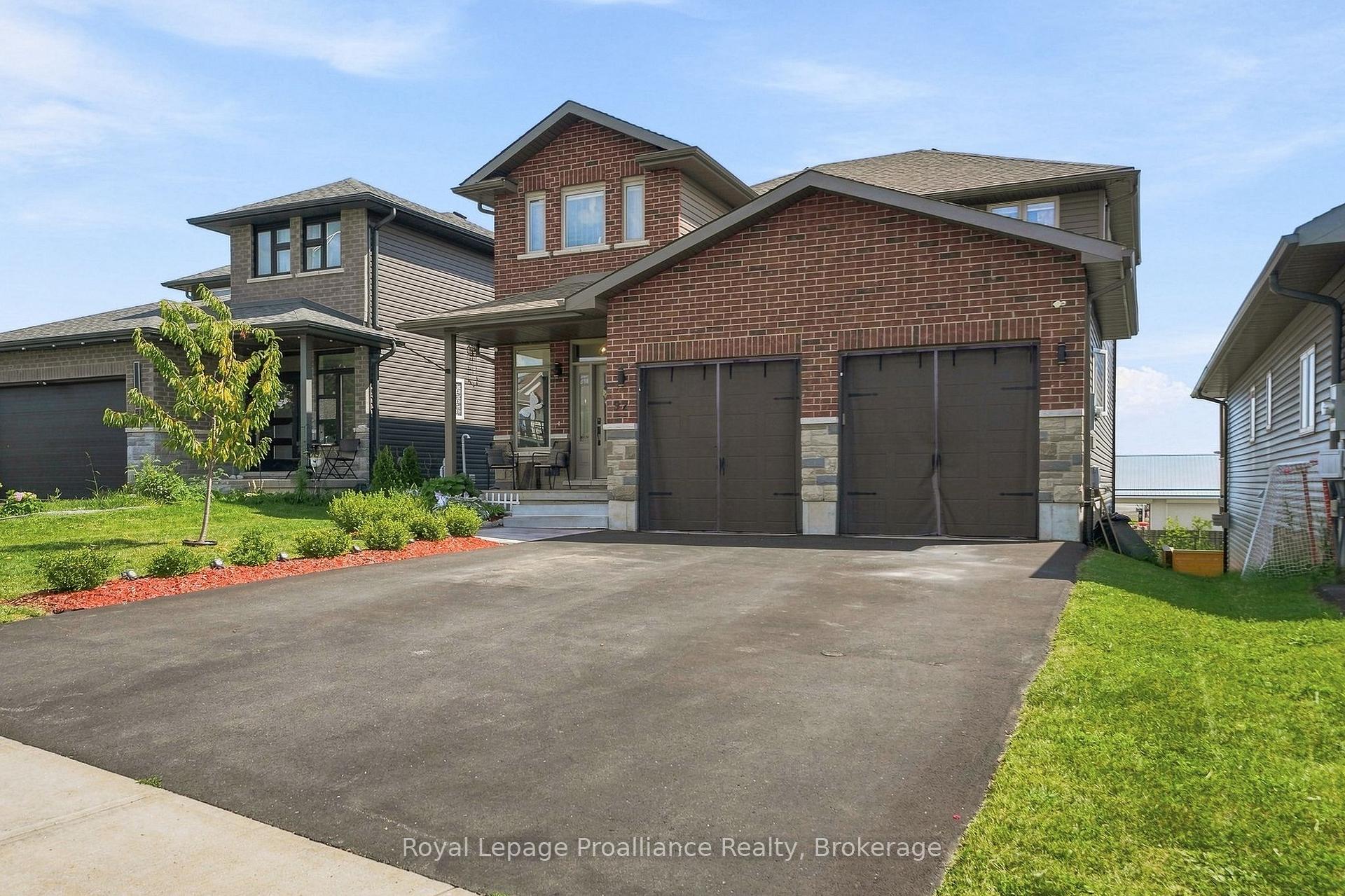 92 Northumberland Boulevard, Quinte West, ON, exterior