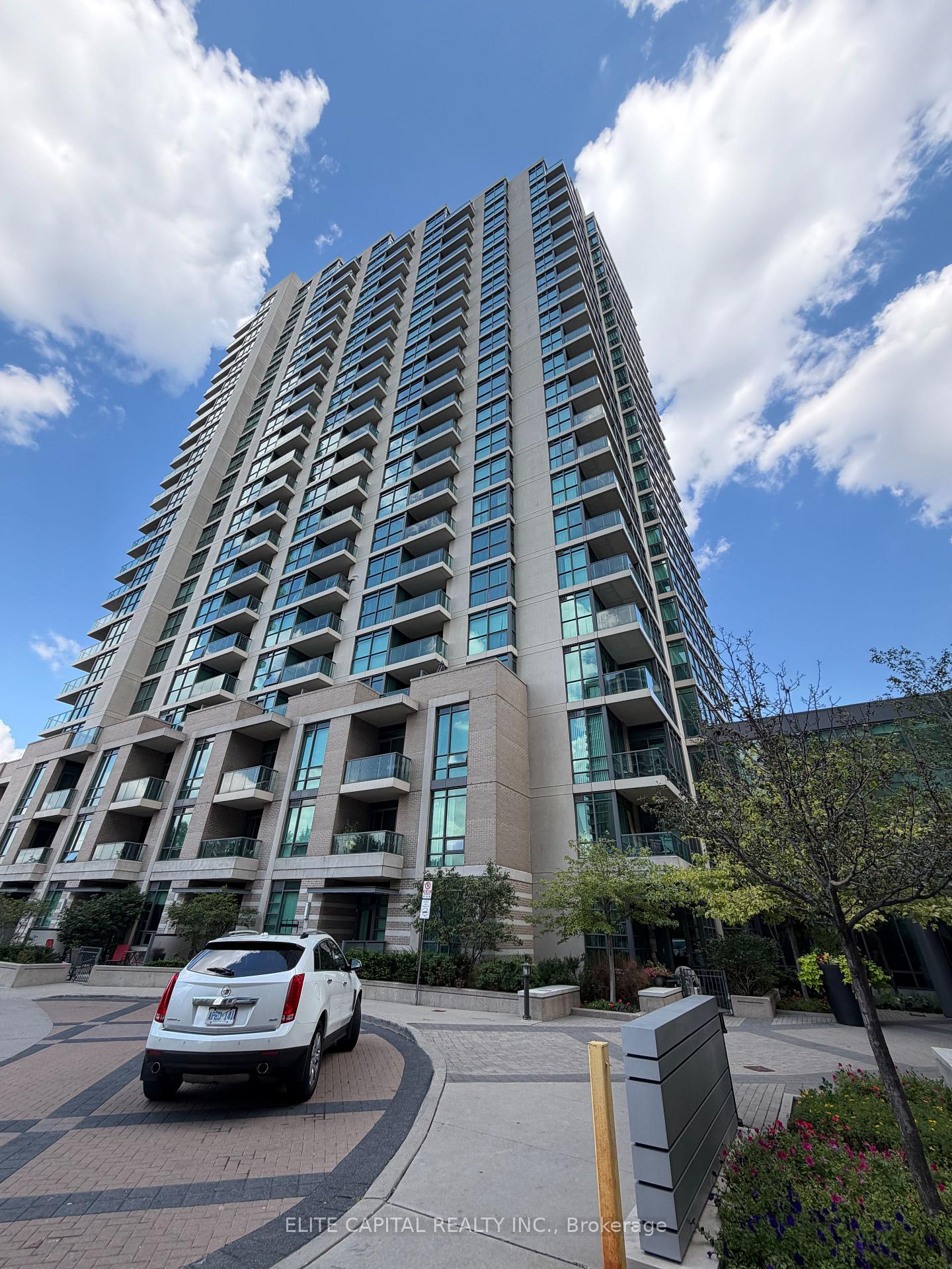 Ph104 - 215 Sherway Gardens Road, Toronto W08, ON, exterior