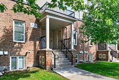 182 - 150 Urbancrest Private, Barrhaven, ON, exterior