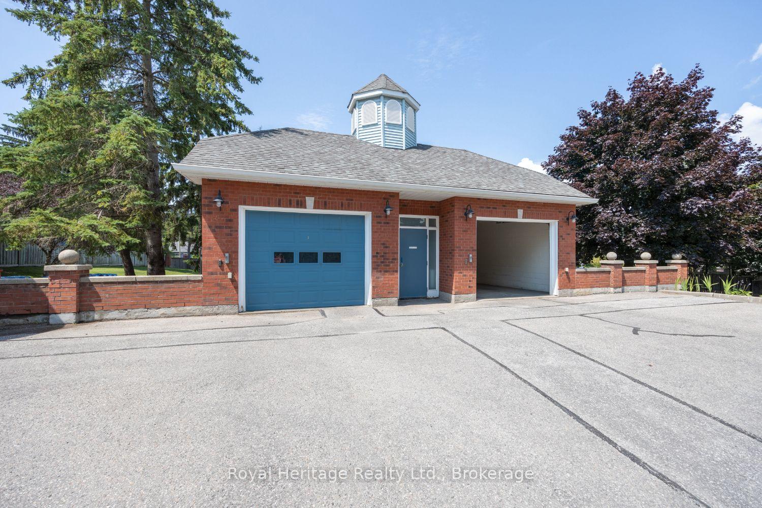1665 Nash E-16 Drive, Clarington, ON, exterior