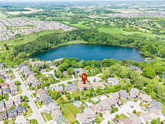 11 Macleod Estate Court, Richmond Hill, ON, exterior