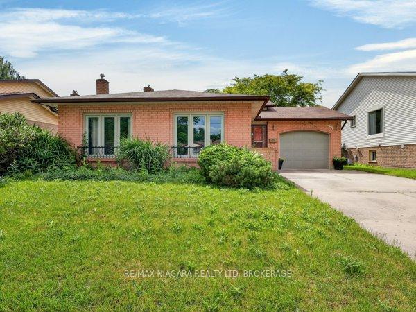 34 Crestcombe Road, St. Catharines, ON, exterior