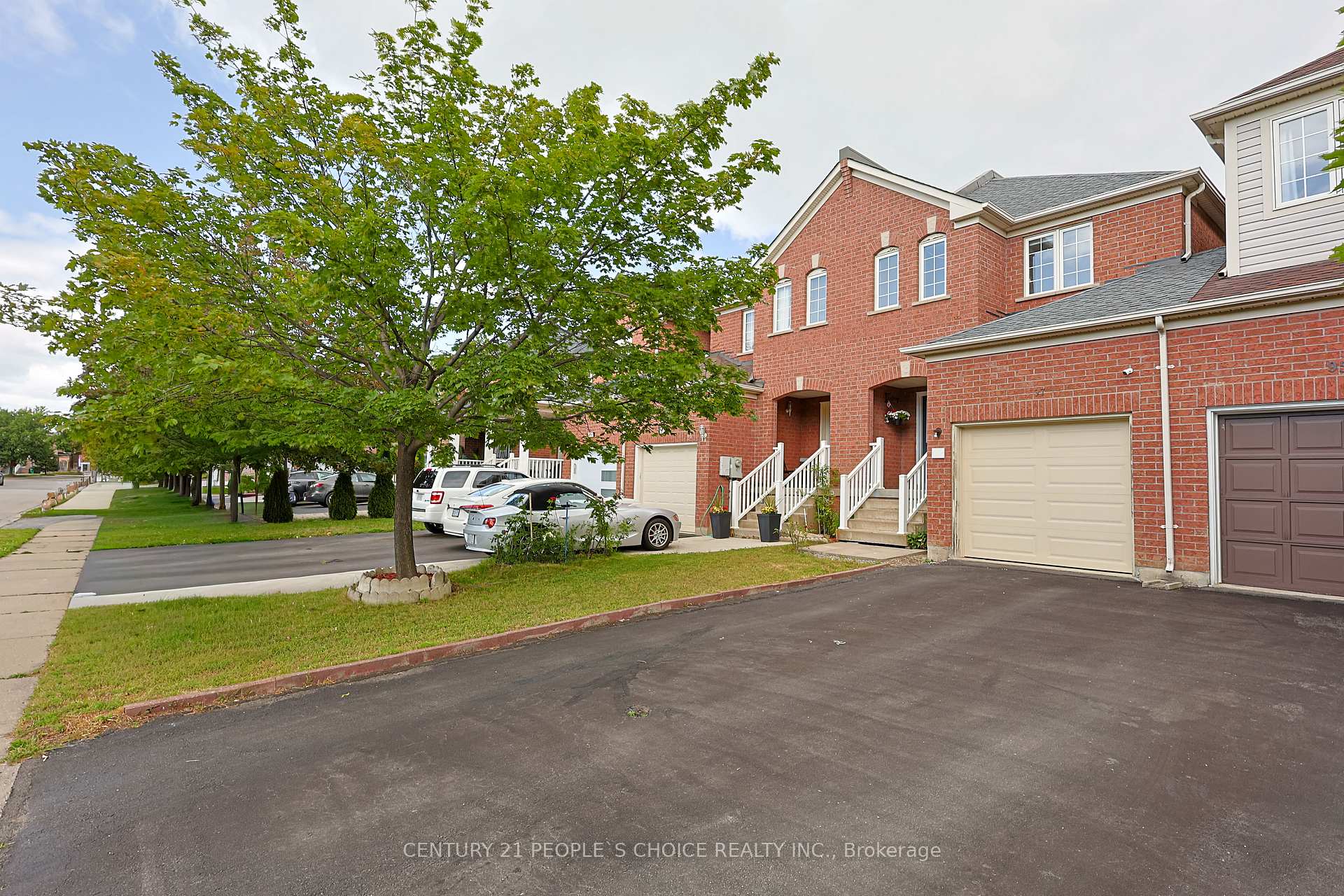 97 Zia Dodda Crescent, Brampton, ON, exterior
