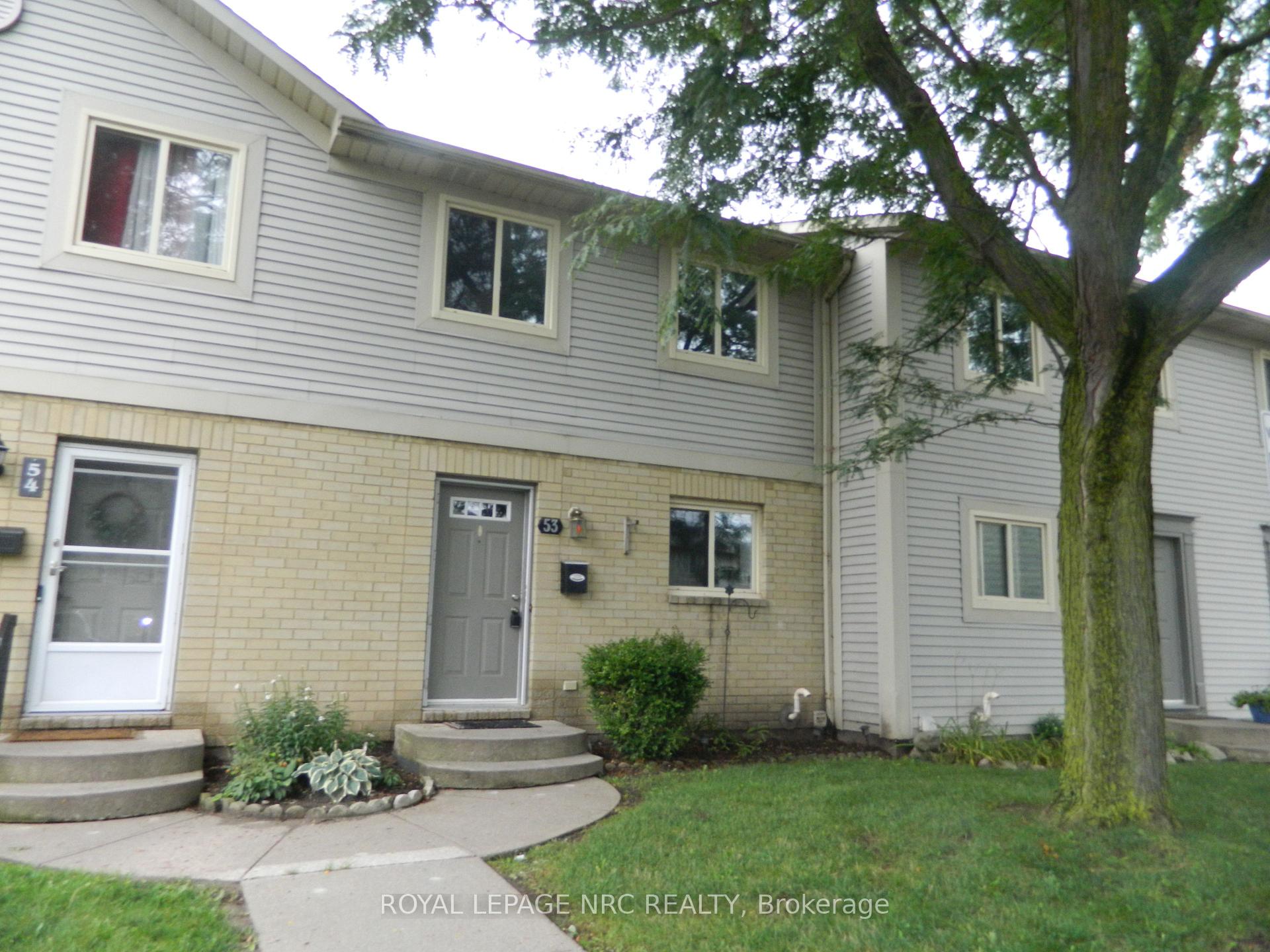 53 - 65 Dorchester Boulevard, St. Catharines, ON, exterior