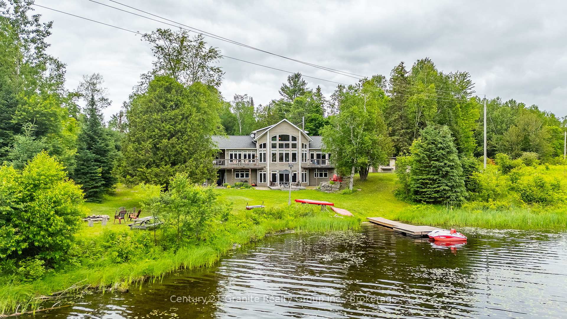 1003 Pontiac Drive, Minden Hills, ON, exterior