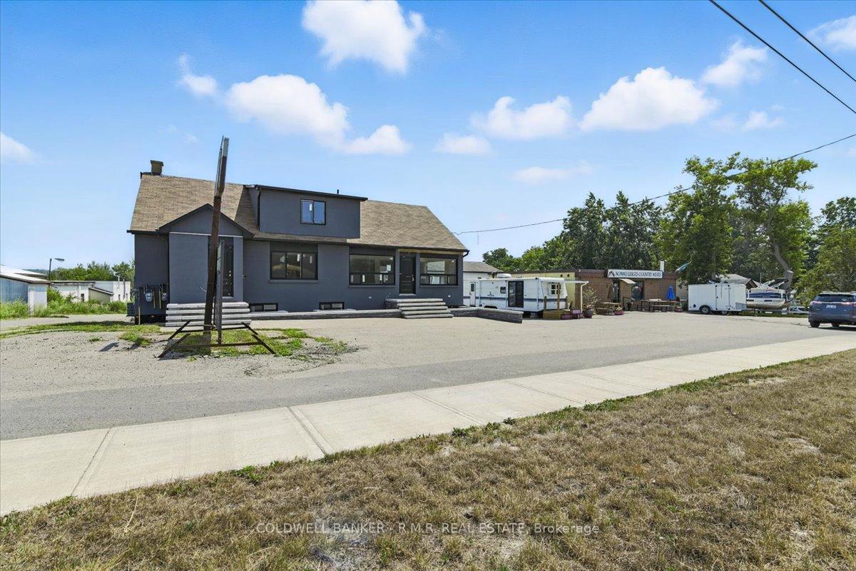 #2 - 31 Centre Street, Brock, ON, exterior