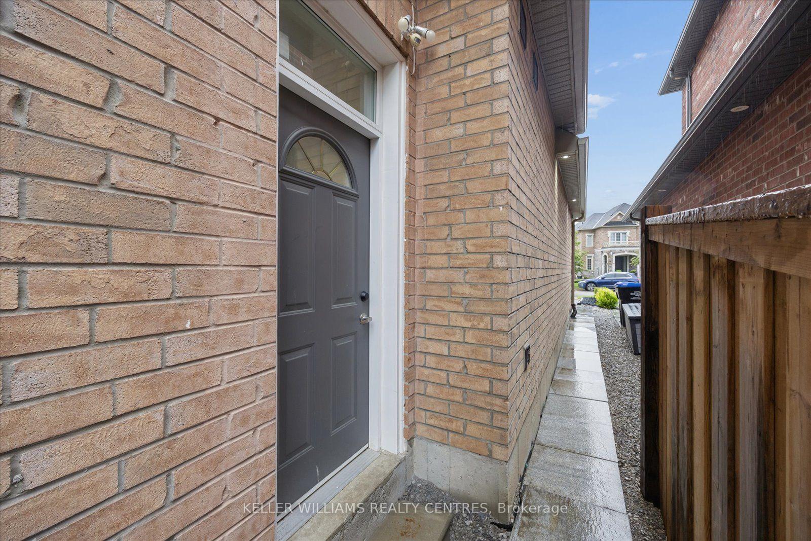 Basement 2 - 277 Gibson Circle, Bradford West Gwillimbury, ON, exterior