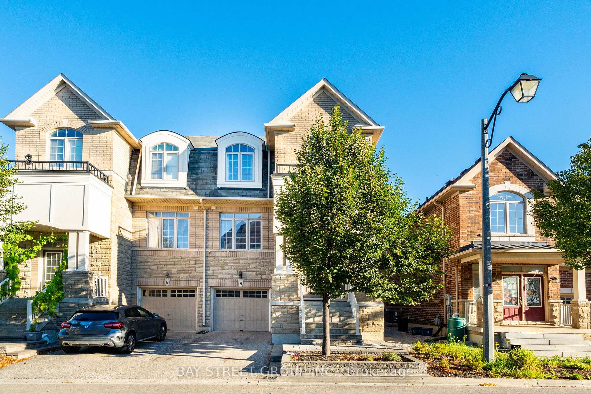 8 Zeng Cheng Drive, Markham, ON, exterior