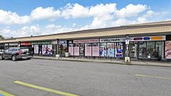 11 - 7241 Bathurst Street, Vaughan, ON, exterior