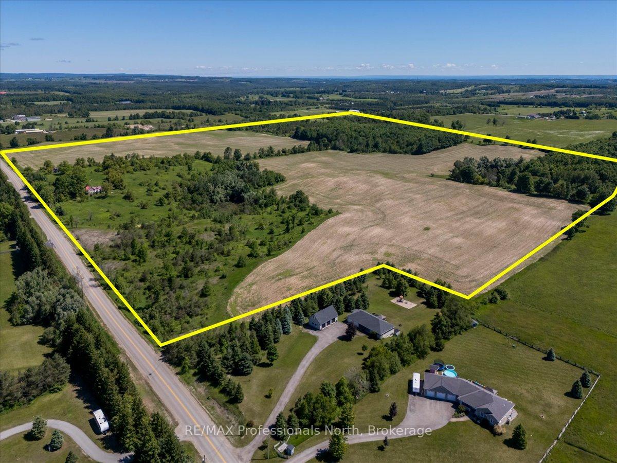 555463 Mono-Amaranth Townline, Mono, ON, exterior