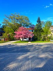 17 Waubeek Street, Parry Sound, ON, exterior