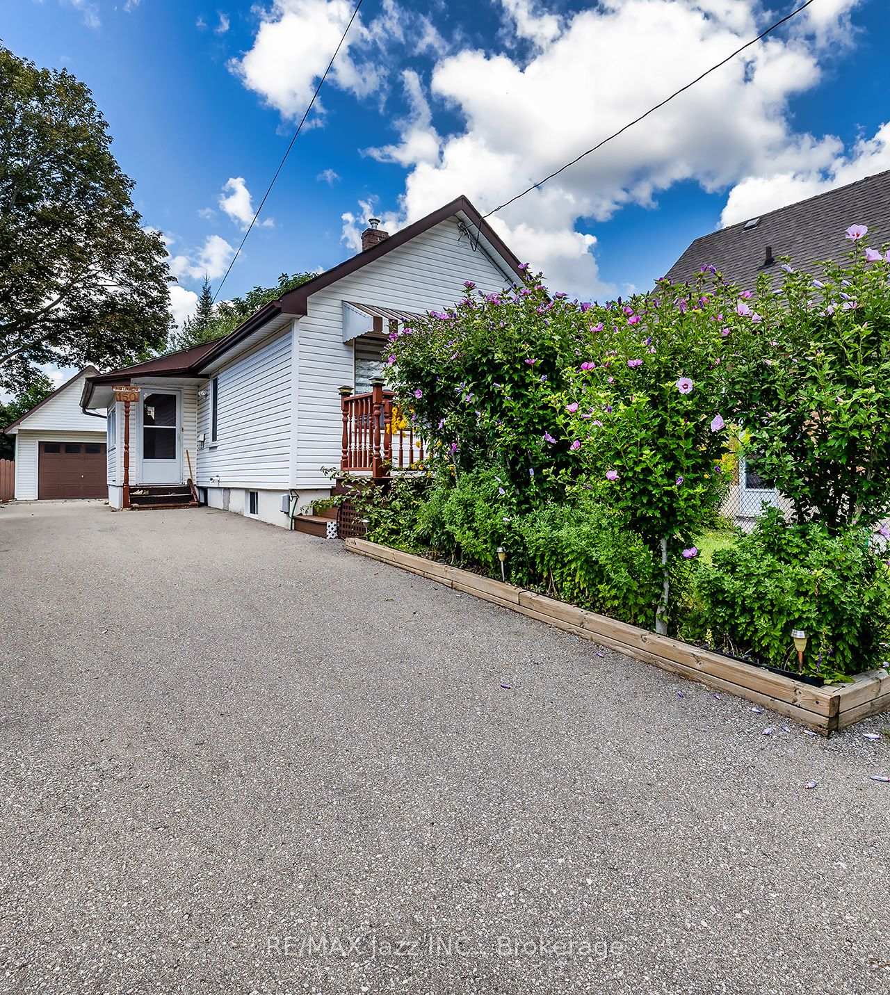 150 Verdun Road, Oshawa, ON, exterior