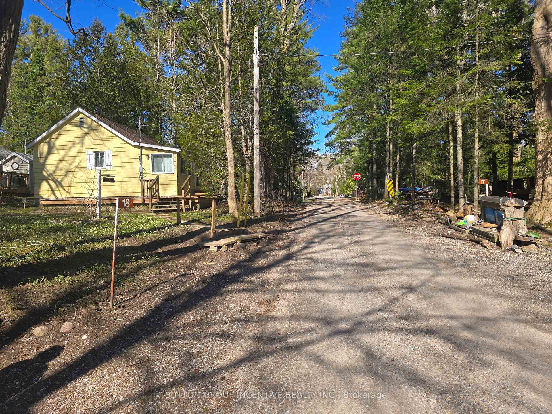 18 Harras Avenue, Tiny, ON, exterior