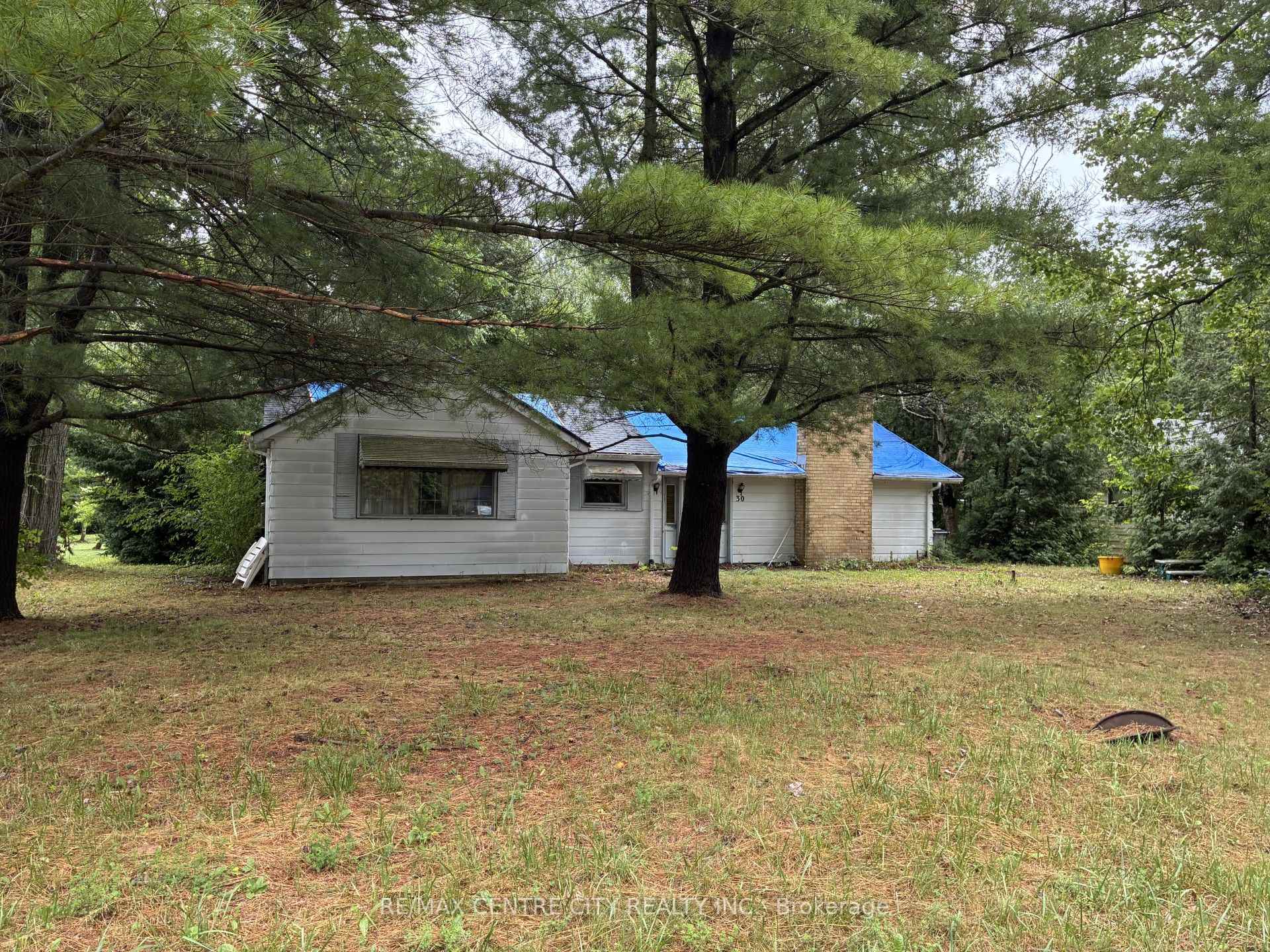 9644 Richardson Drive, Lambton Shores, ON, exterior