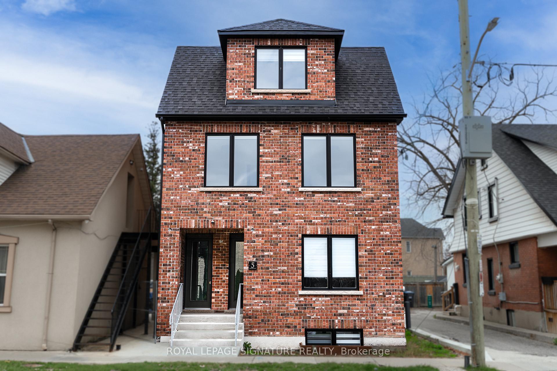 #3 - 5 Mill Street N, Brampton, ON, exterior