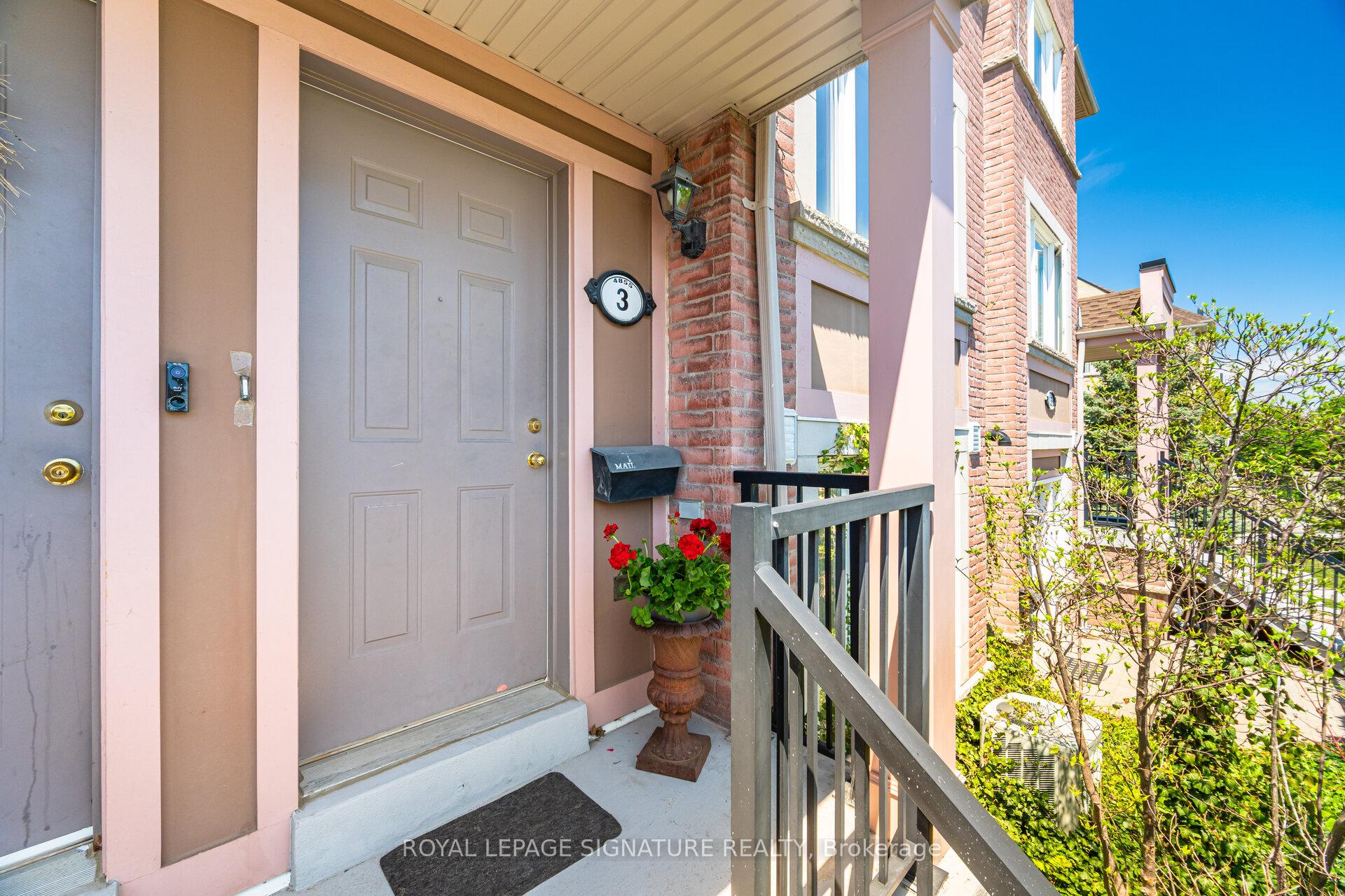 3 - 4855 Half Moon Grove, Mississauga, ON, exterior