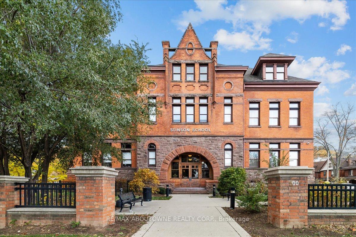110 - 200 Stinson Street, Hamilton, ON, exterior