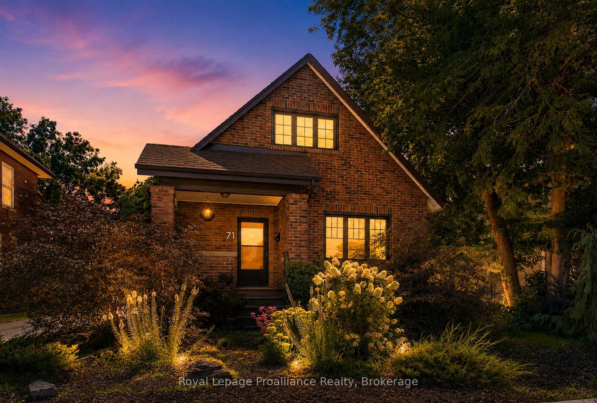 71 Lansdowne Street W, Peterborough, ON, exterior