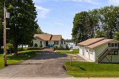 3316 Point Bush Court, Severn, ON, exterior