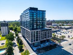 1602 - 86 Dundas Street E, Mississauga, ON, exterior