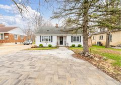 549 Victoria Street, Strathroy-Caradoc, ON, exterior