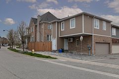 107 Lawrence Pilkington Avenue, Markham, ON, exterior