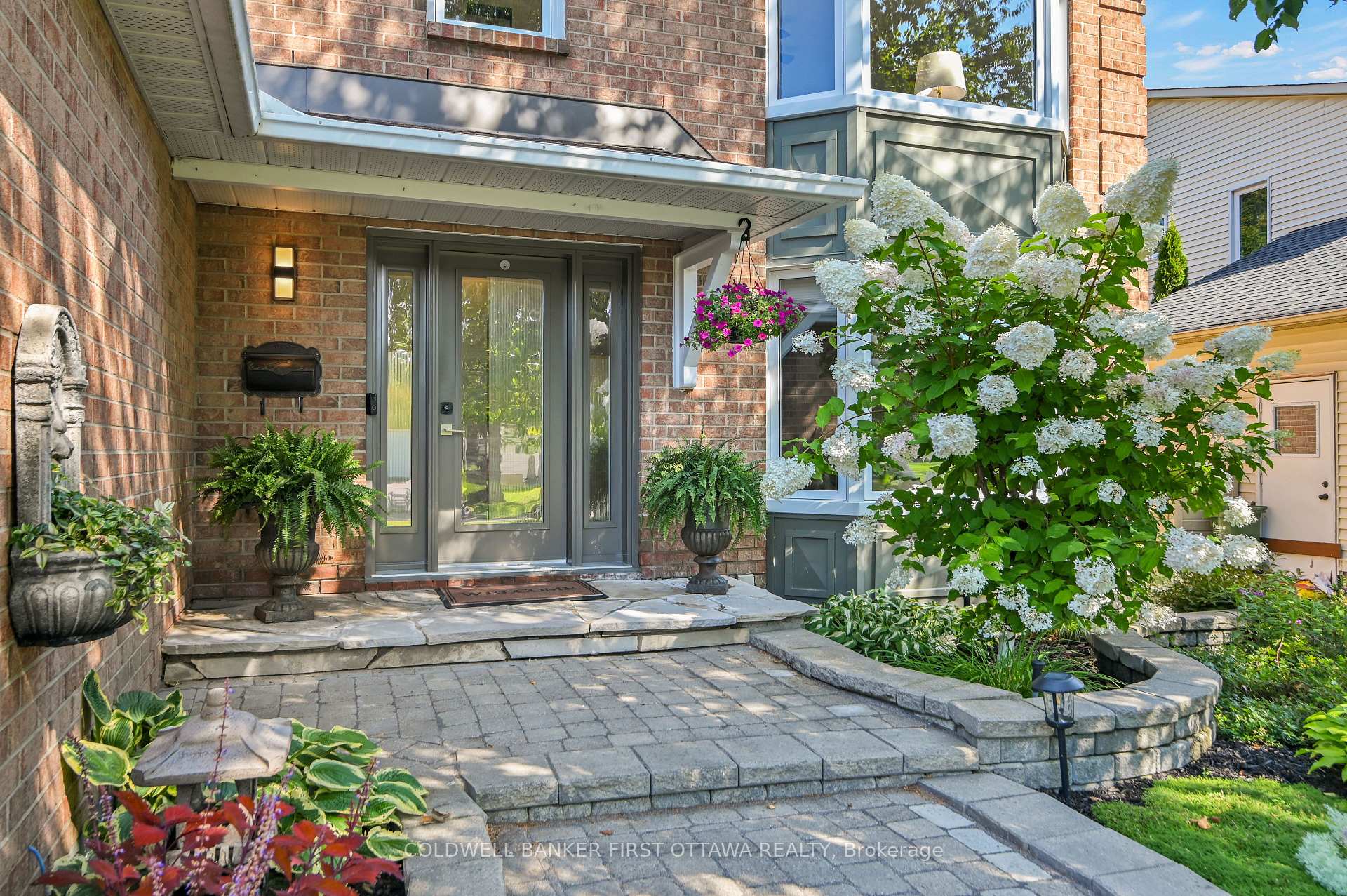 605 Brookridge Crescent, Orleans - Cumberland and Area, ON, exterior
