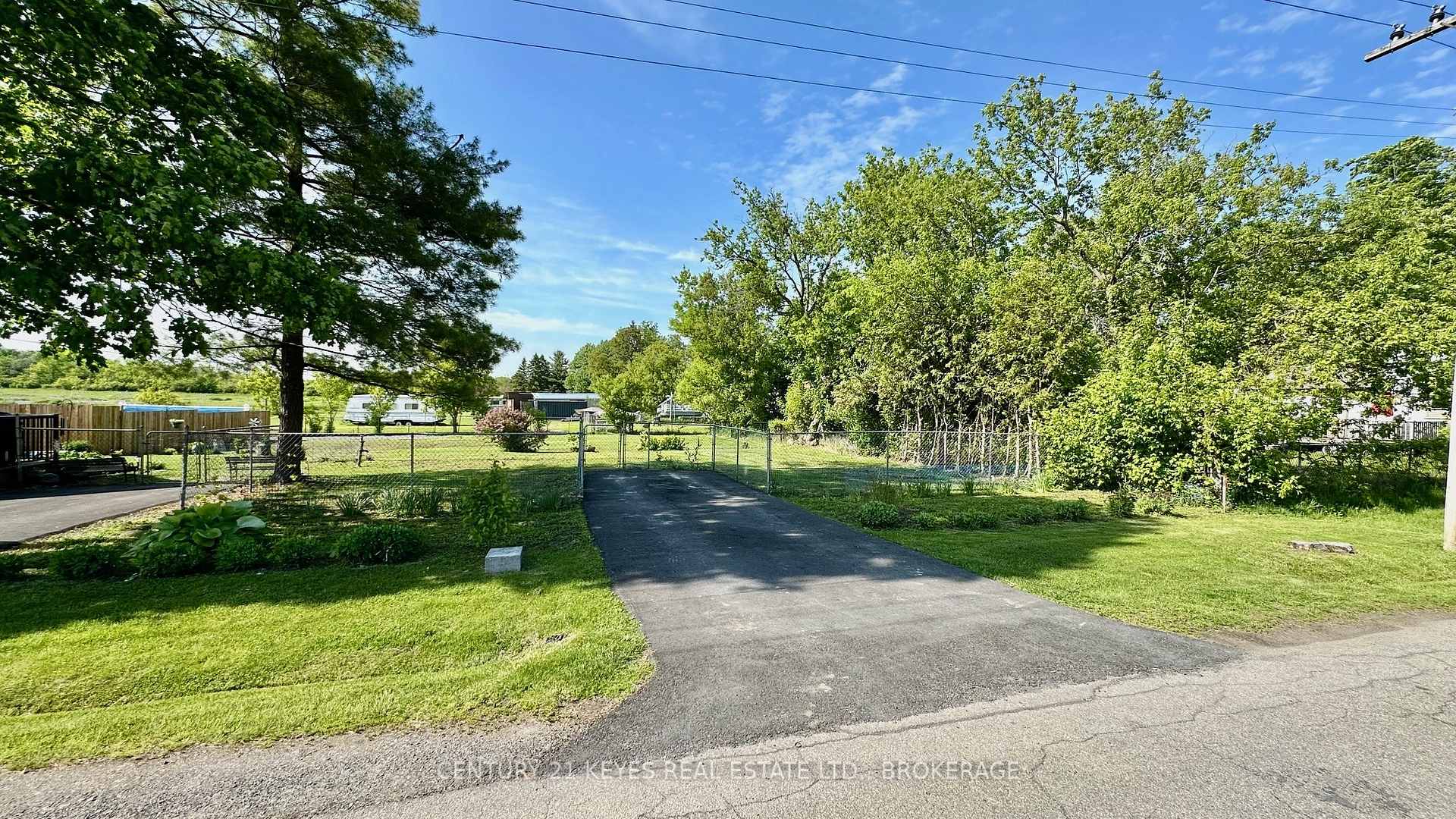 376 SECOND Street, Gananoque, ON, exterior