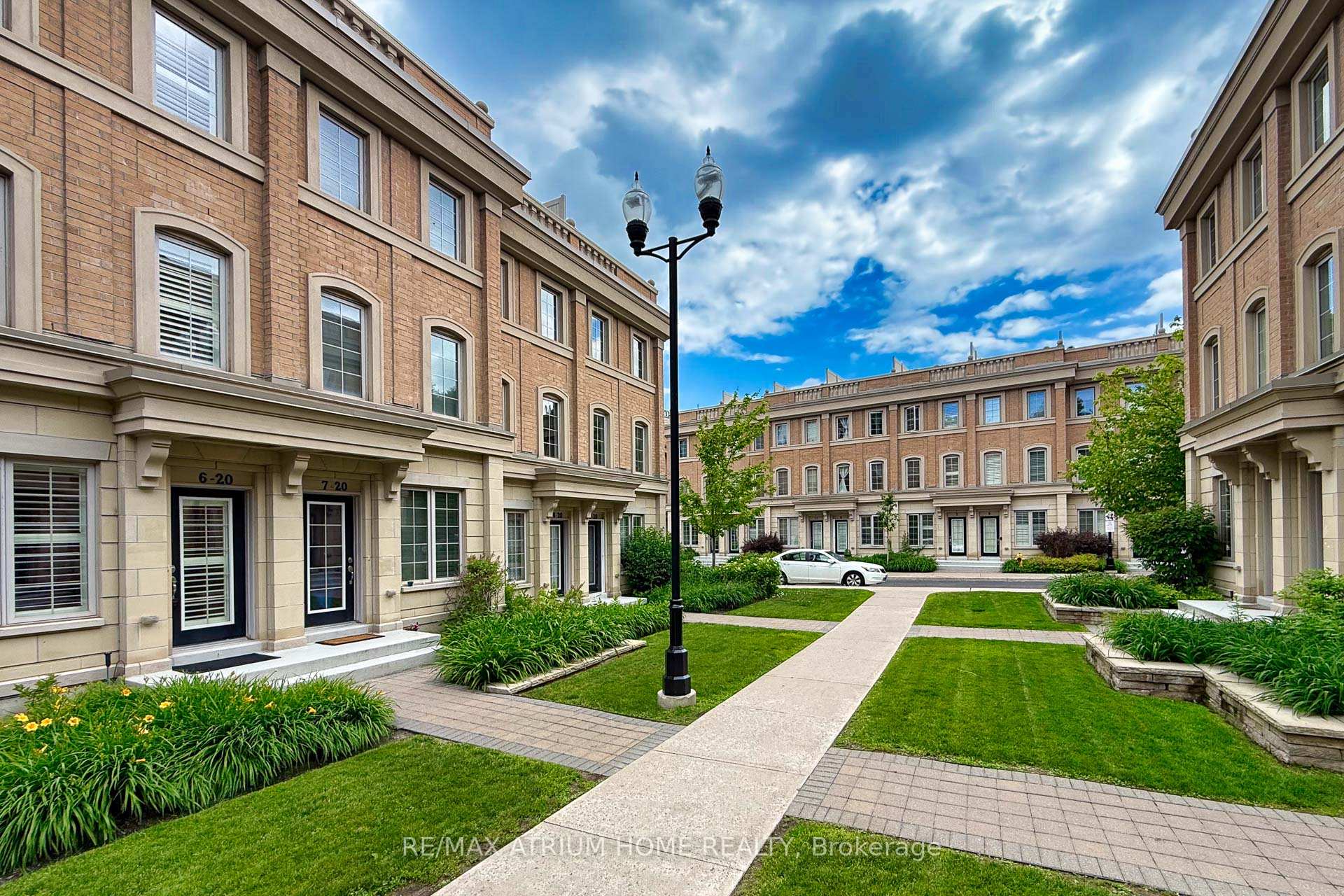 6 - 20 Hargrave Lane, Toronto C12, ON, exterior