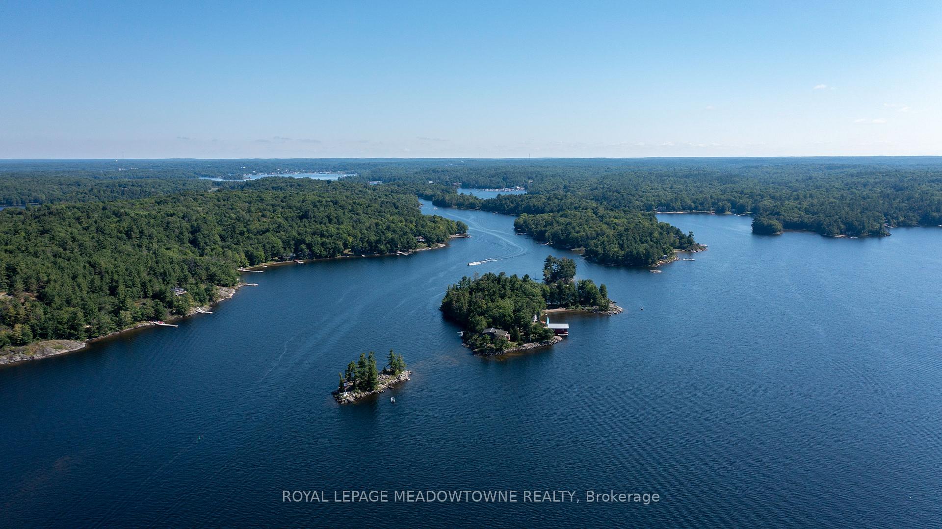 1 B721 Galt Island, The Archipelago, ON, exterior